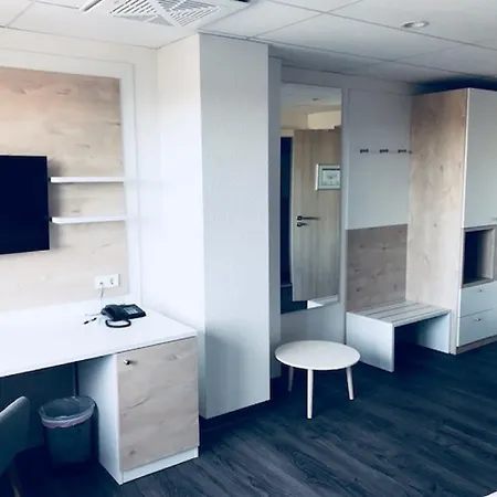 An Der Burgschaenke מלון