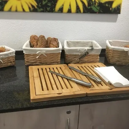 מלון An Der Burgschaenke 4*