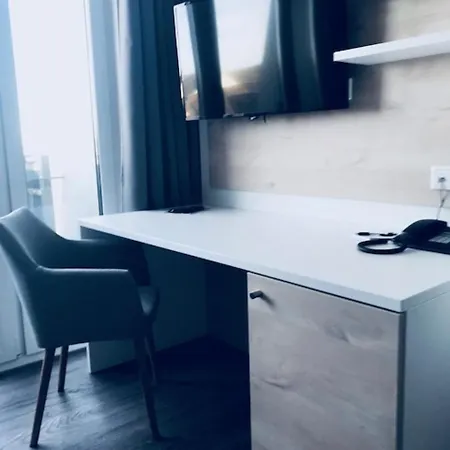 מלון An Der Burgschaenke 4*