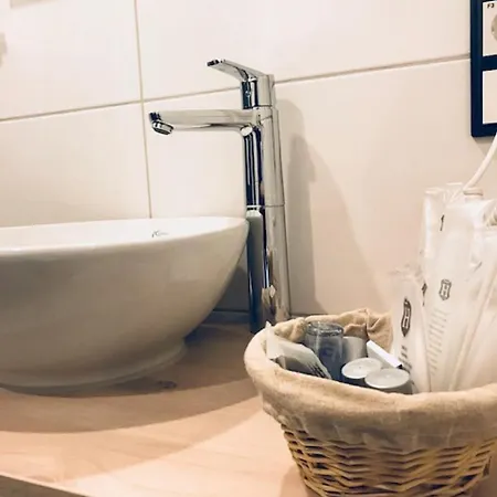 מלון An Der Burgschaenke 4*