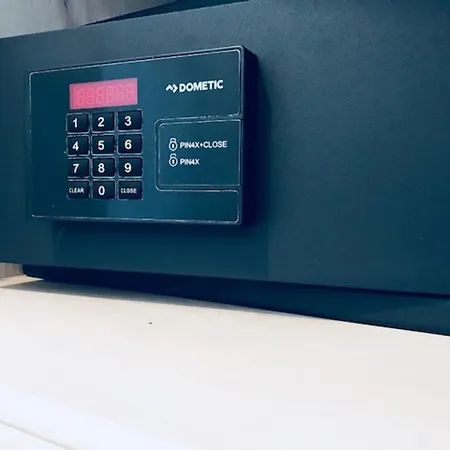 מלון An Der Burgschaenke 4*