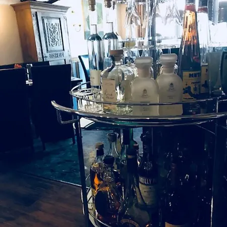 Hotel An Der Burgschaenke 4*